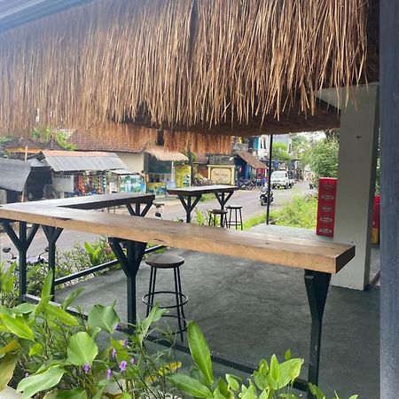 Paca'S Reggae Bar & Hostel Ambat Экстерьер фото